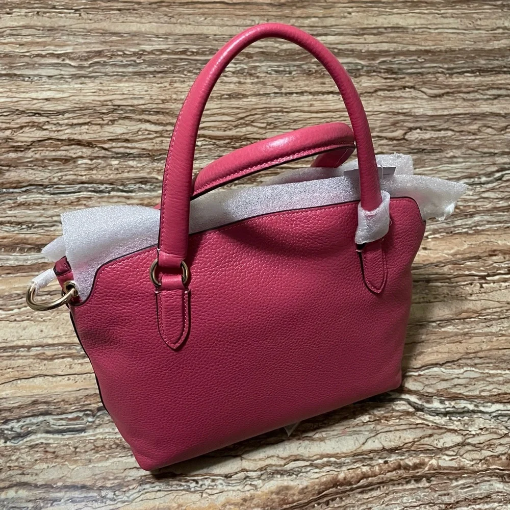 Coach - Picture 7 of 9